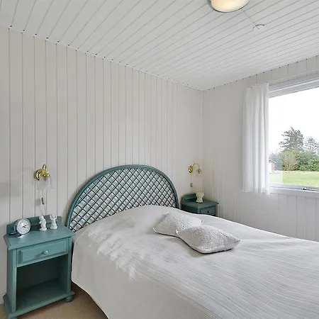 Holiday Risbjergvej E- 3745 Feriehus